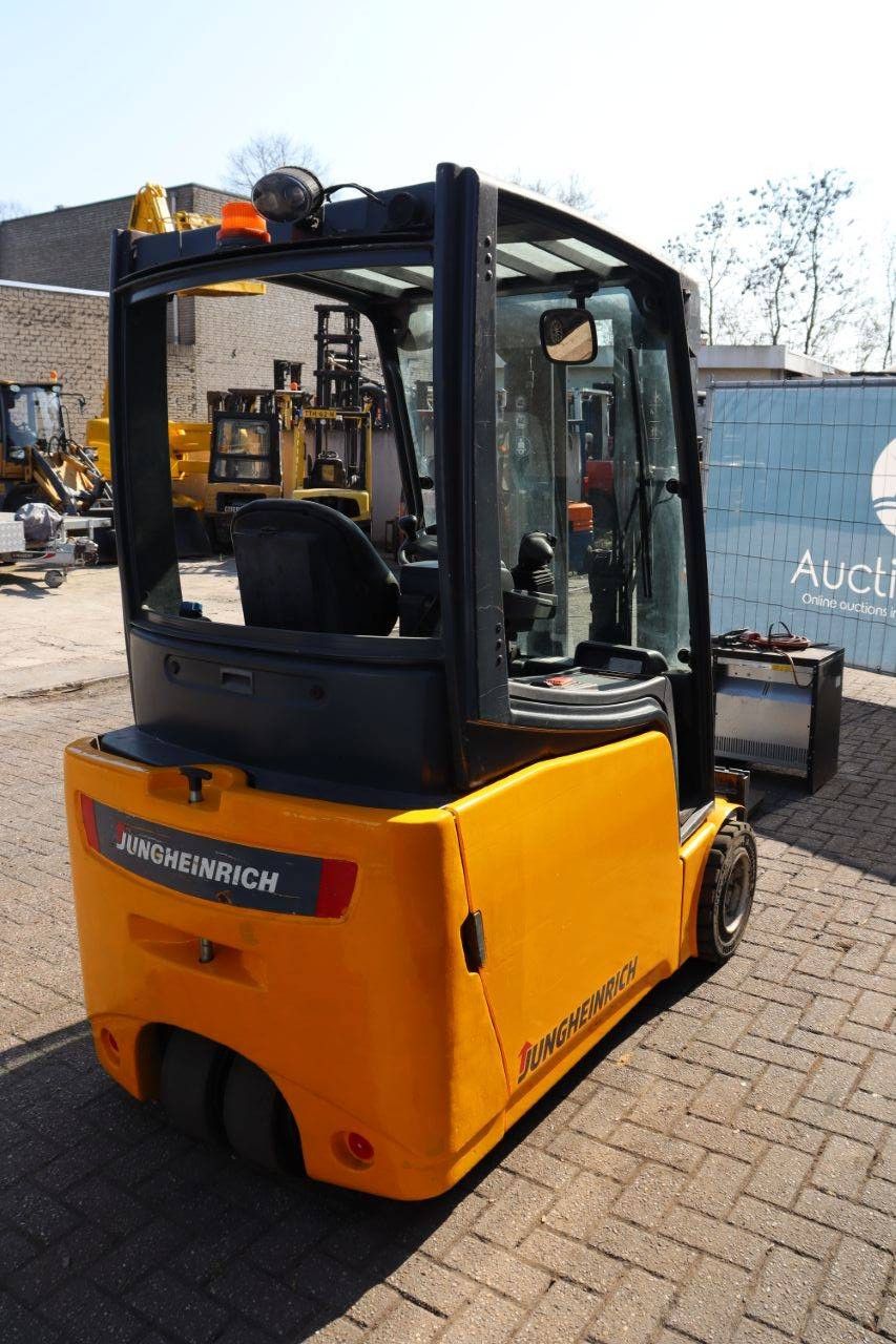 Forklift Jungheinrich EFG 220 Electric 1900kg 4.5m 2011