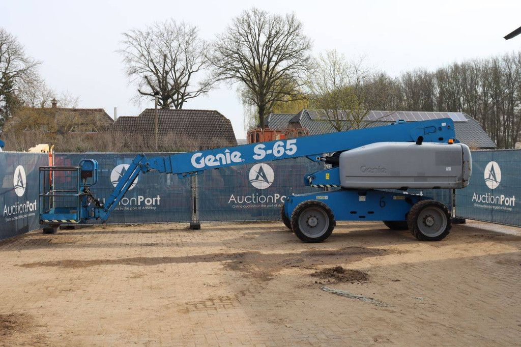 Genie S-65 Diesel Telescopic Boom Lift 21.80m