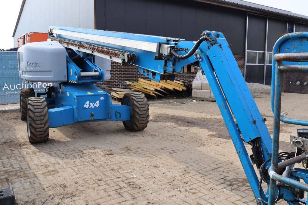 Genie S-65 Diesel Telescopic Boom Lift 21.80m