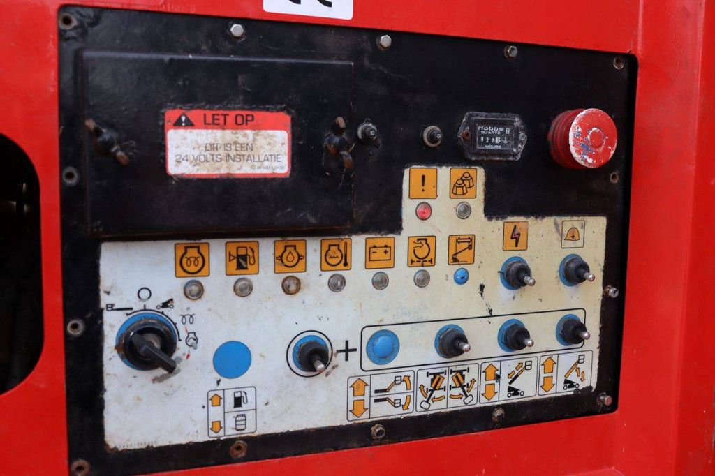 Teleskop-Arbeitsbühne Aichi SP 18A Diesel 18,2 m 2002