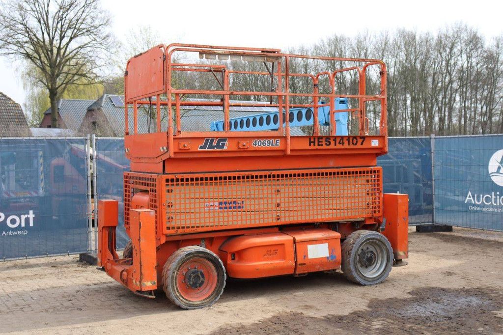 Scissor lift JLG 4069LE Electric 14.19m 2002