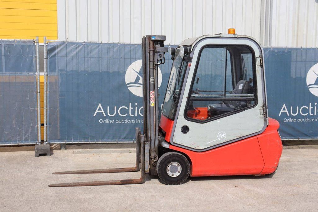 Forklift BT CBE 1.6 Electric 1600kg 4.35m 2001