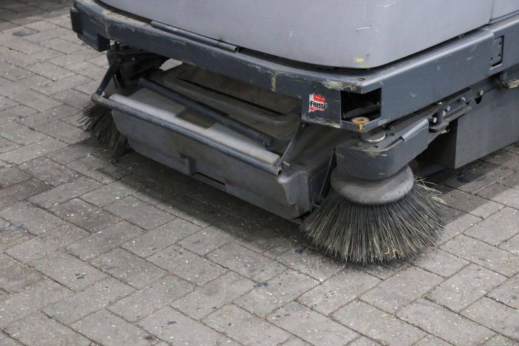 Kehrmaschine Hako Hakomatic B310 R CL Elektro 2014