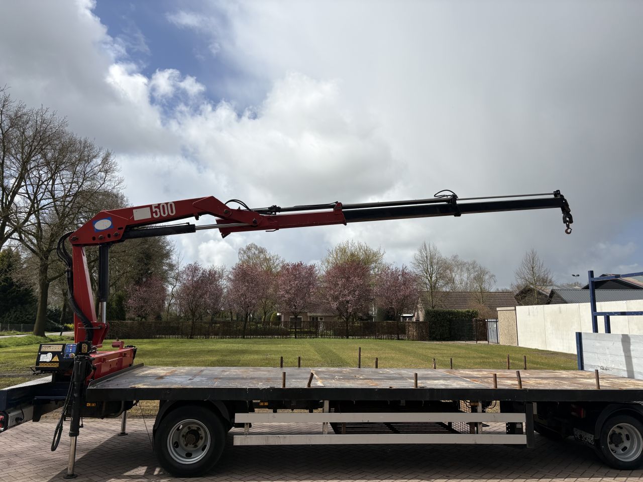 Be trekker Iveco Daily 35C17 - be oplegger VERHAGEN met KRAAN