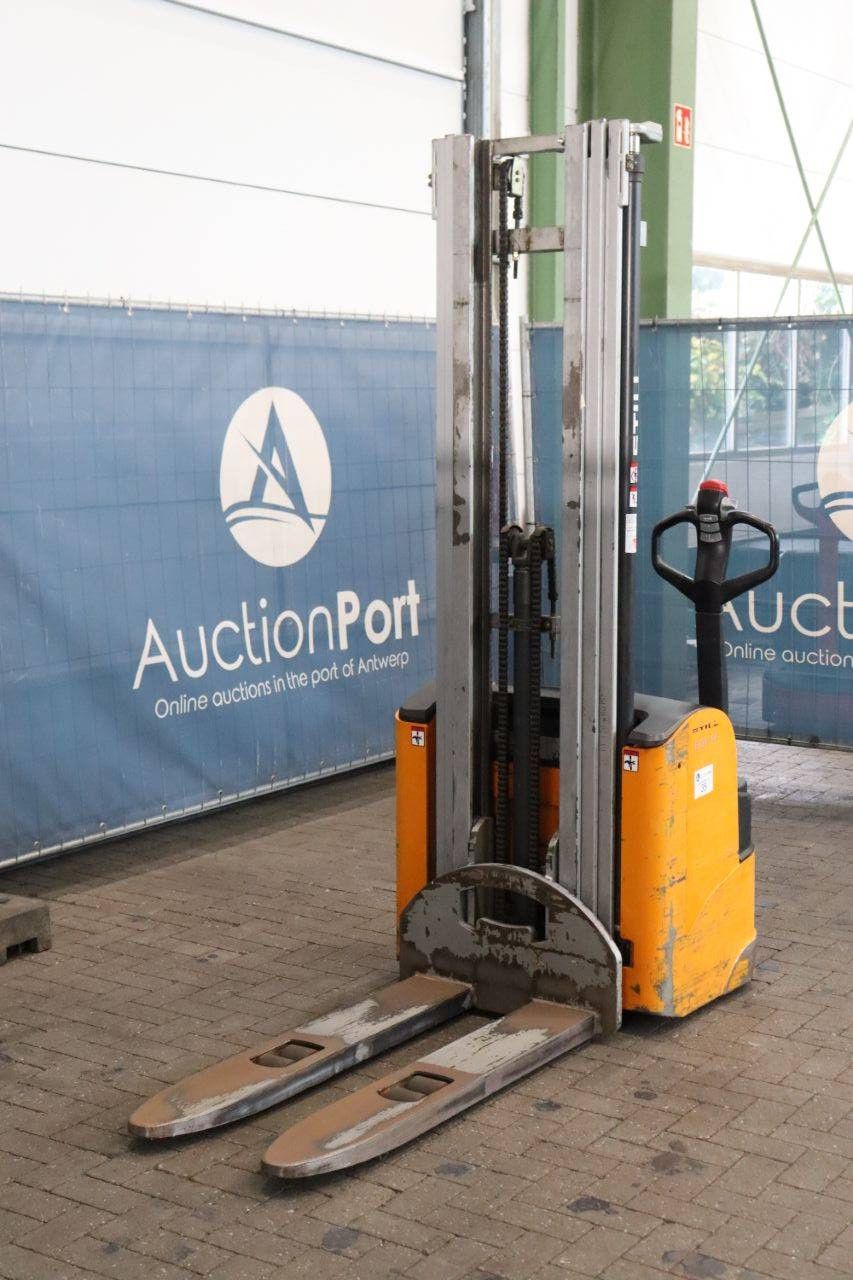 Stacker Still EGV 14 Electric 1400kg 5.0m 2011