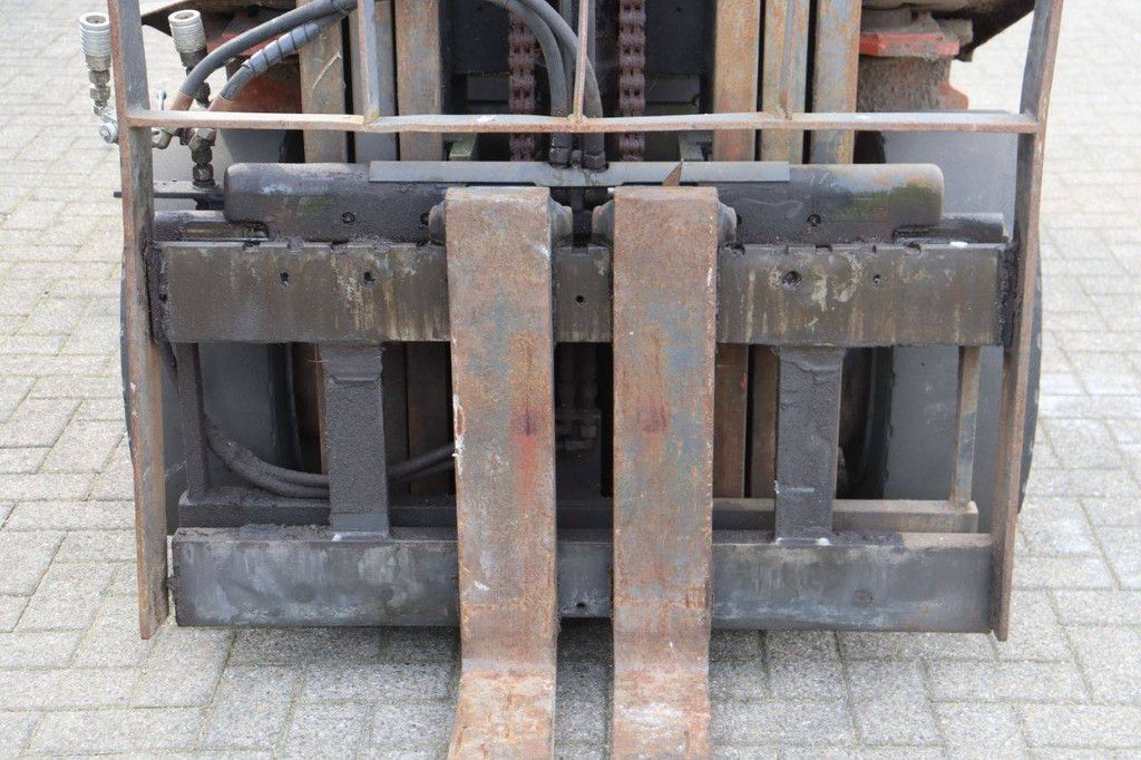 Heftruck Nissan FGD02A30Q Diesel 3000kg 4.3m 2000