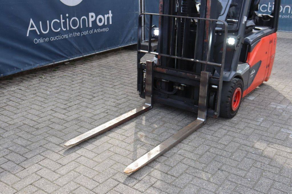 Linde E16-02 Electric Forklift 1600kg 2016