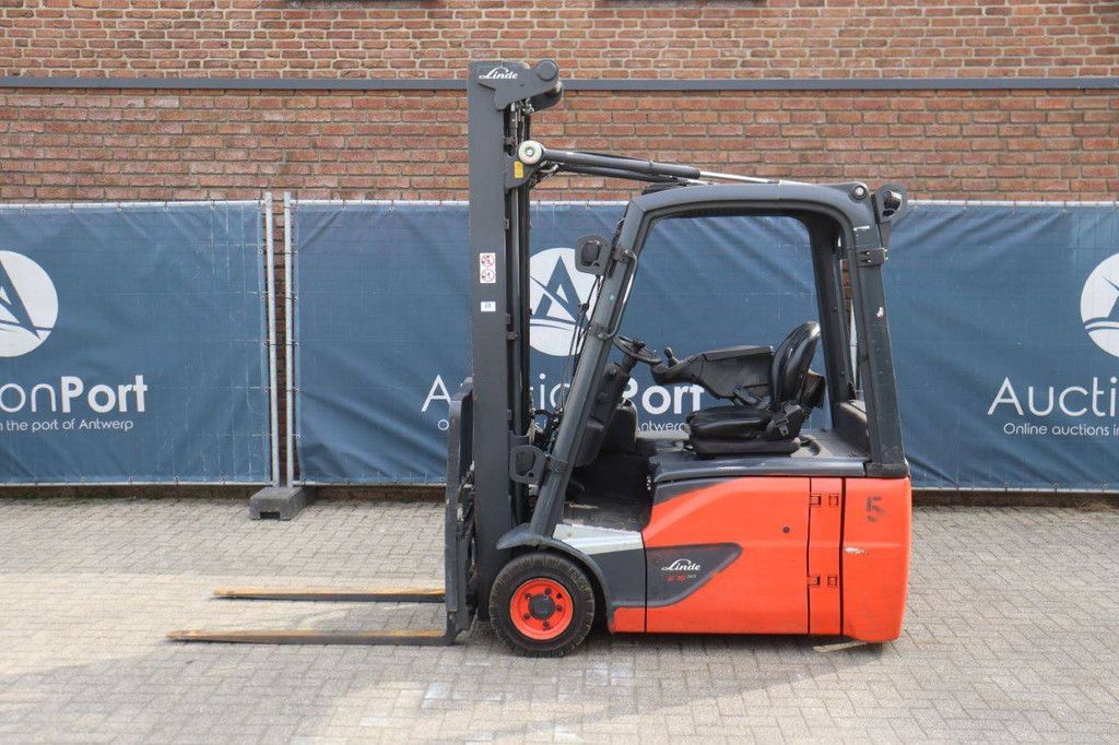 Linde E16-02 Electric Forklift 1600kg 2016