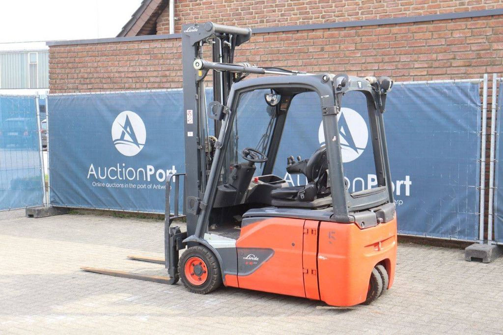 Linde E16-02 Electric Forklift 1600kg 2016