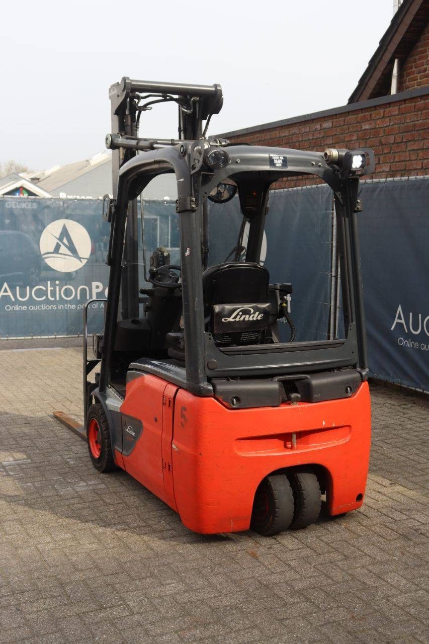 Linde E16-02 Electric Forklift 1600kg 2016