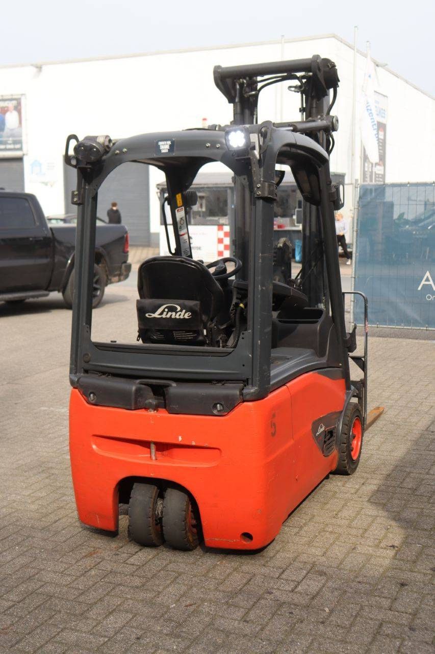 Linde E16-02 Electric Forklift 1600kg 2016