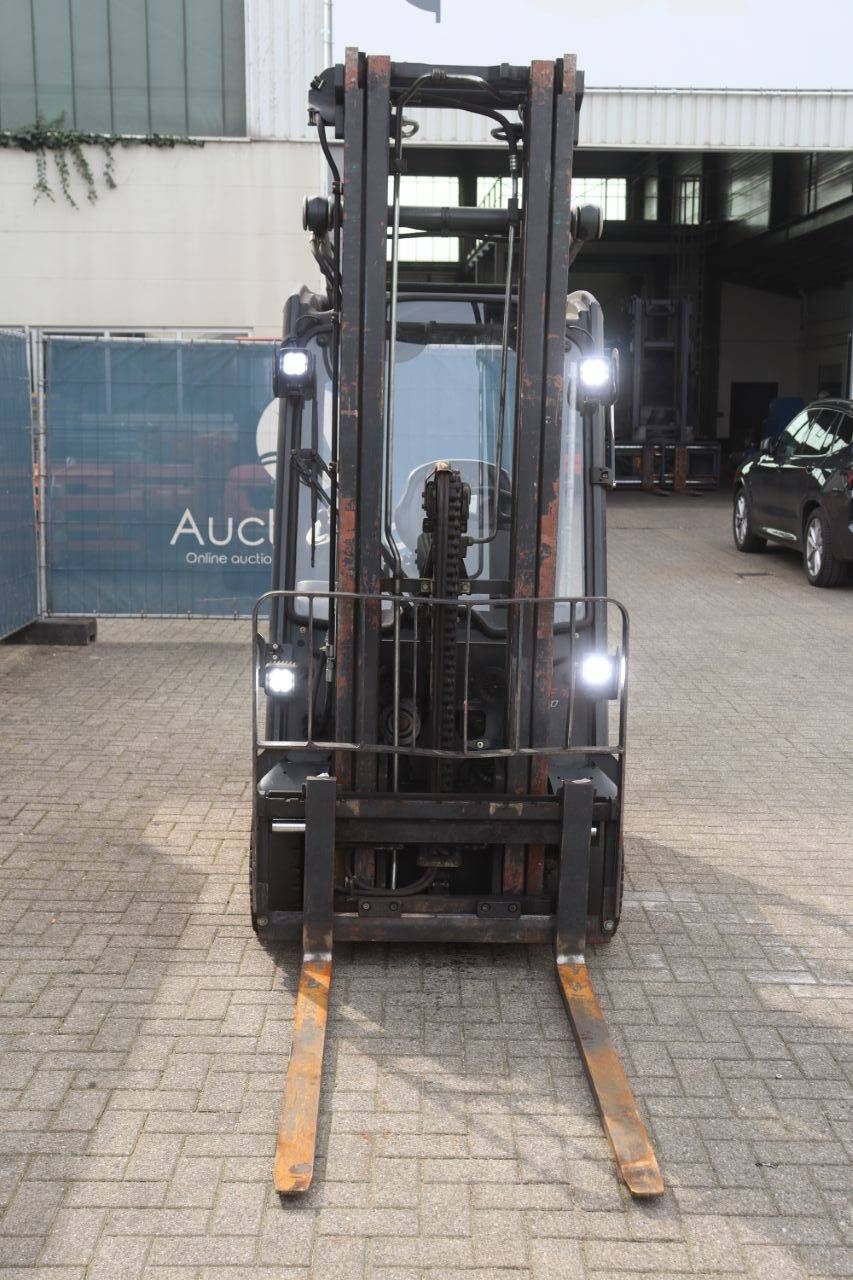 Linde E16-02 Electric Forklift 1600kg 2016