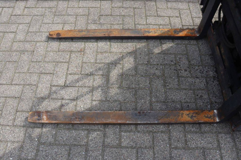 Linde E16-02 Electric Forklift 1600kg 2016