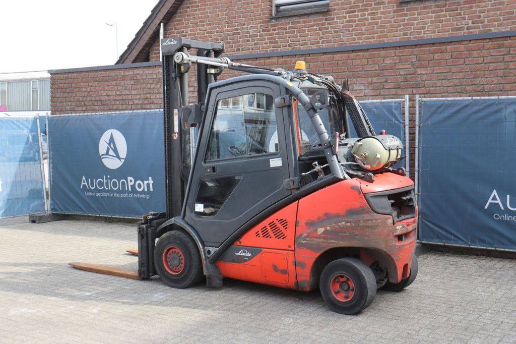 Linde H30T-02 LPG-Gabelstapler 3000 kg 5,5 m 2014