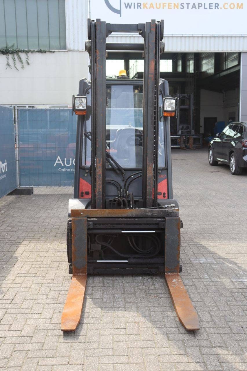 Linde H30T-02 LPG-Gabelstapler 3000 kg 5,5 m 2014