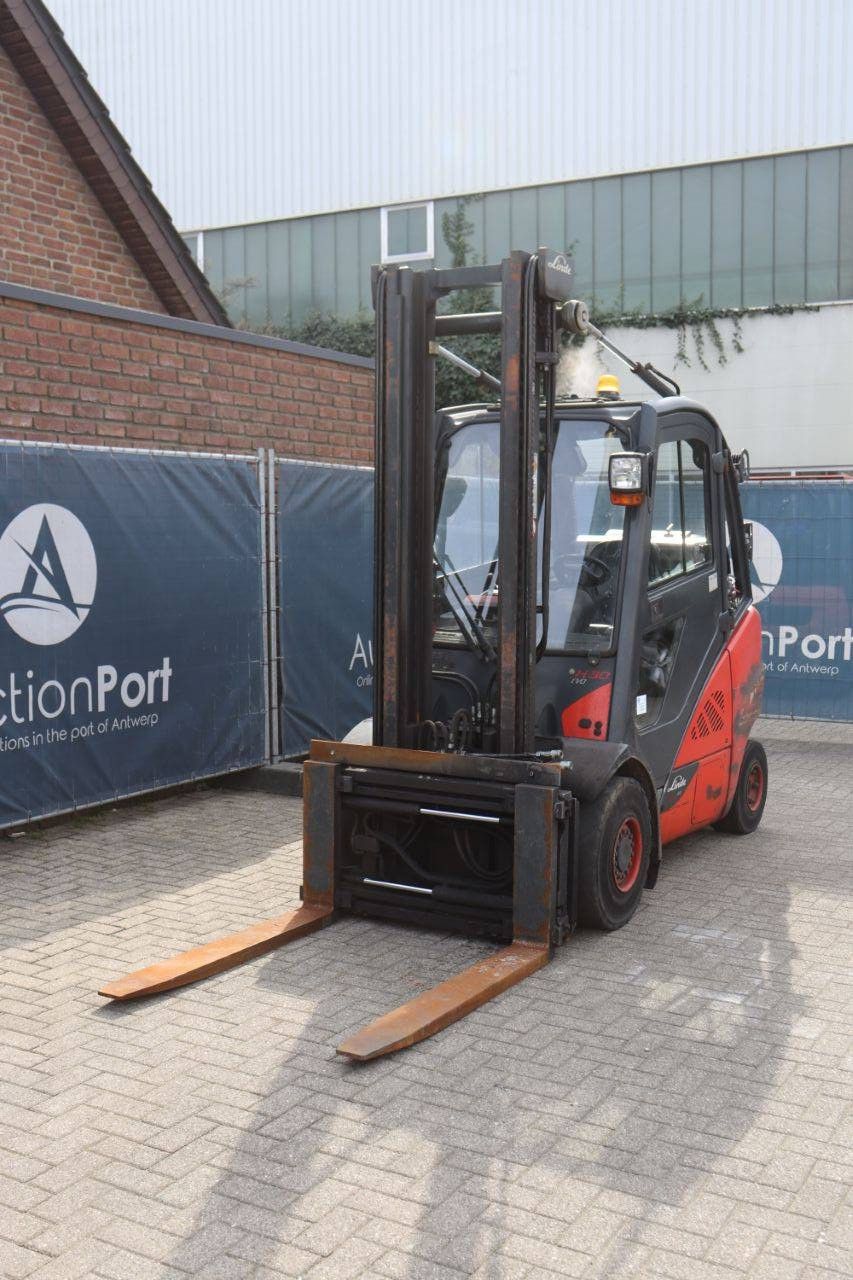 Linde H30T-02 LPG-Gabelstapler 3000 kg 5,5 m 2014