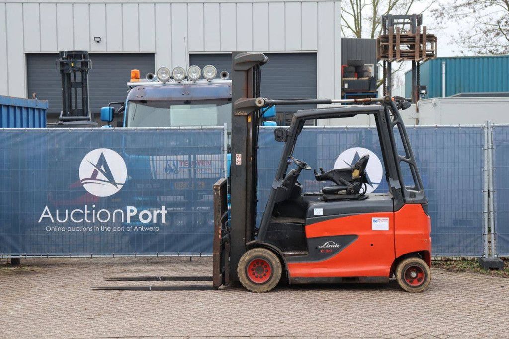 Linde E30HL-01/600 Elektrogabelstapler 3000 kg 8 m 2016
