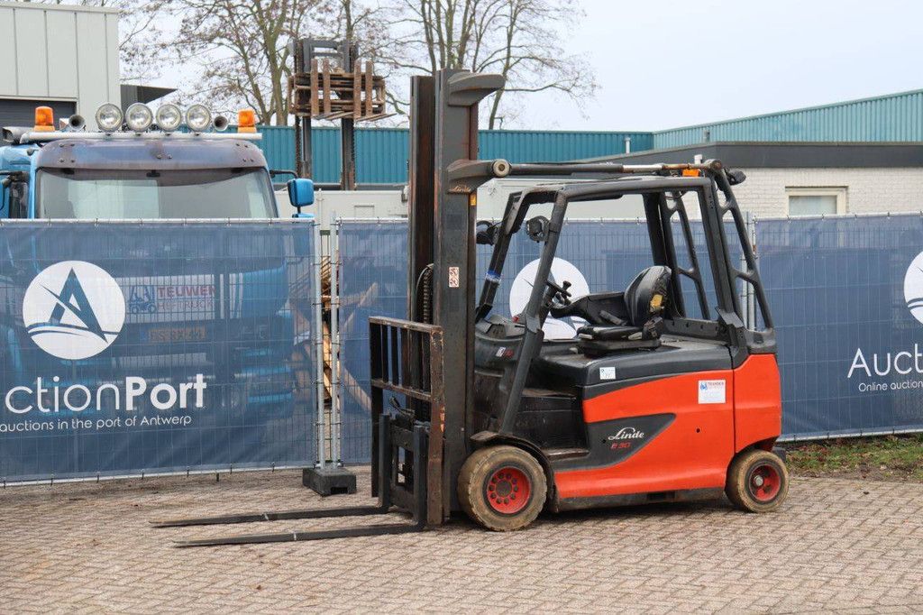 Linde E30HL-01/600 Elektrogabelstapler 3000 kg 8 m 2016