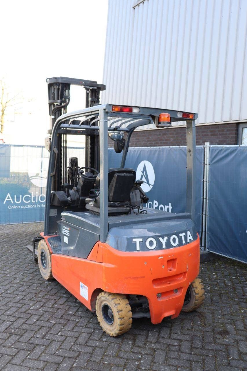 Heftruck Toyota 8FBMT25 Elektrisch 2500kg 2019