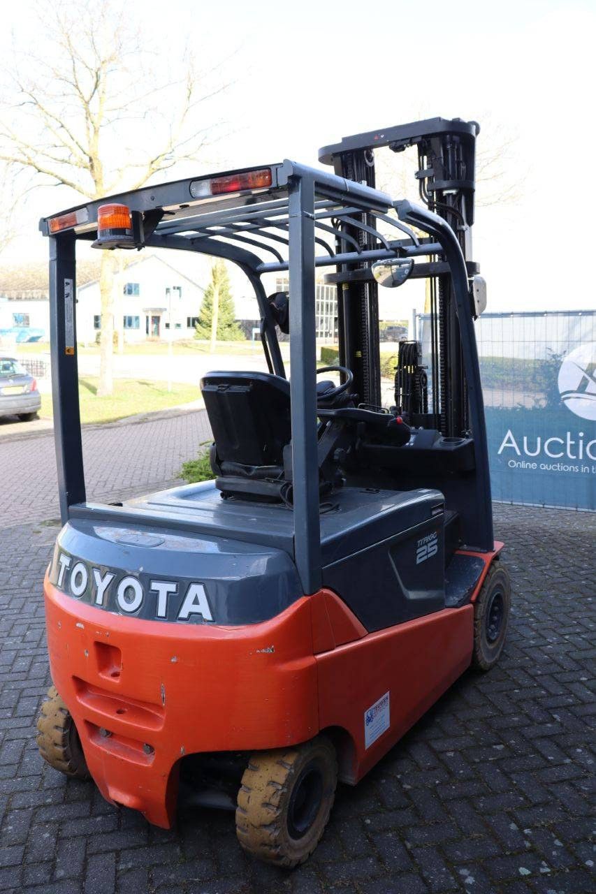 Heftruck Toyota 8FBMT25 Elektrisch 2500kg 2019