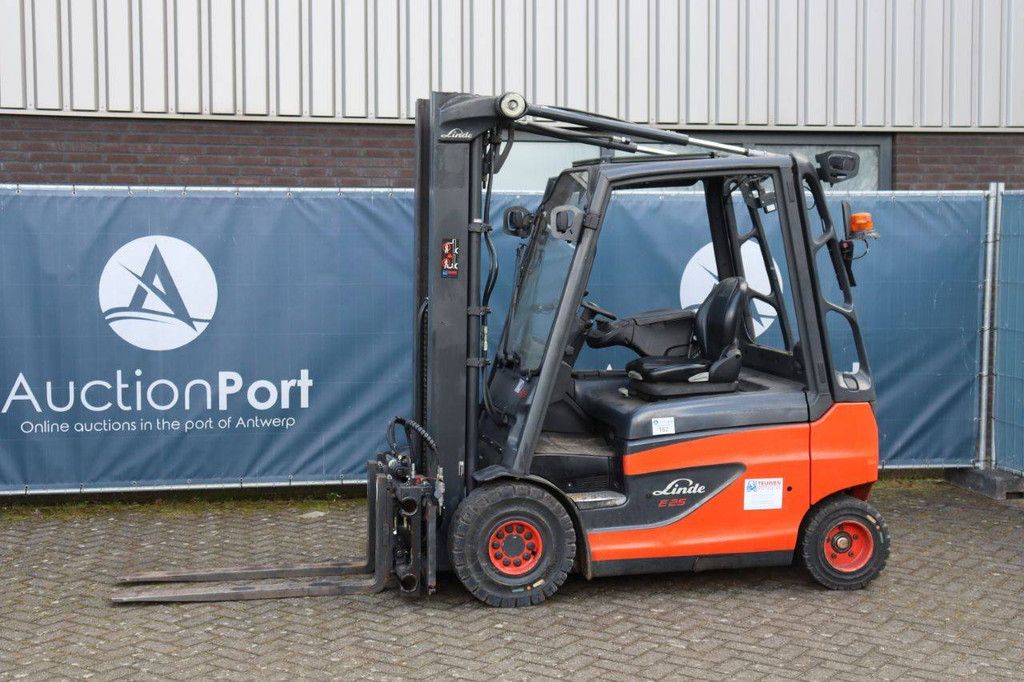 Linde E25-01 Elektrogabelstapler 2500kg 2021