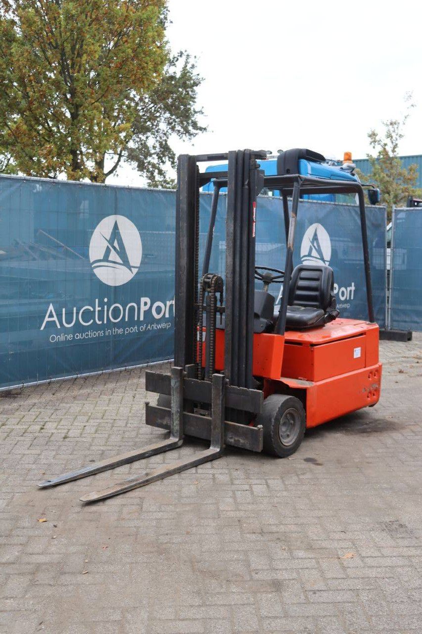 Linde E16S Elektrogabelstapler 1600 kg 4,67 m 1989