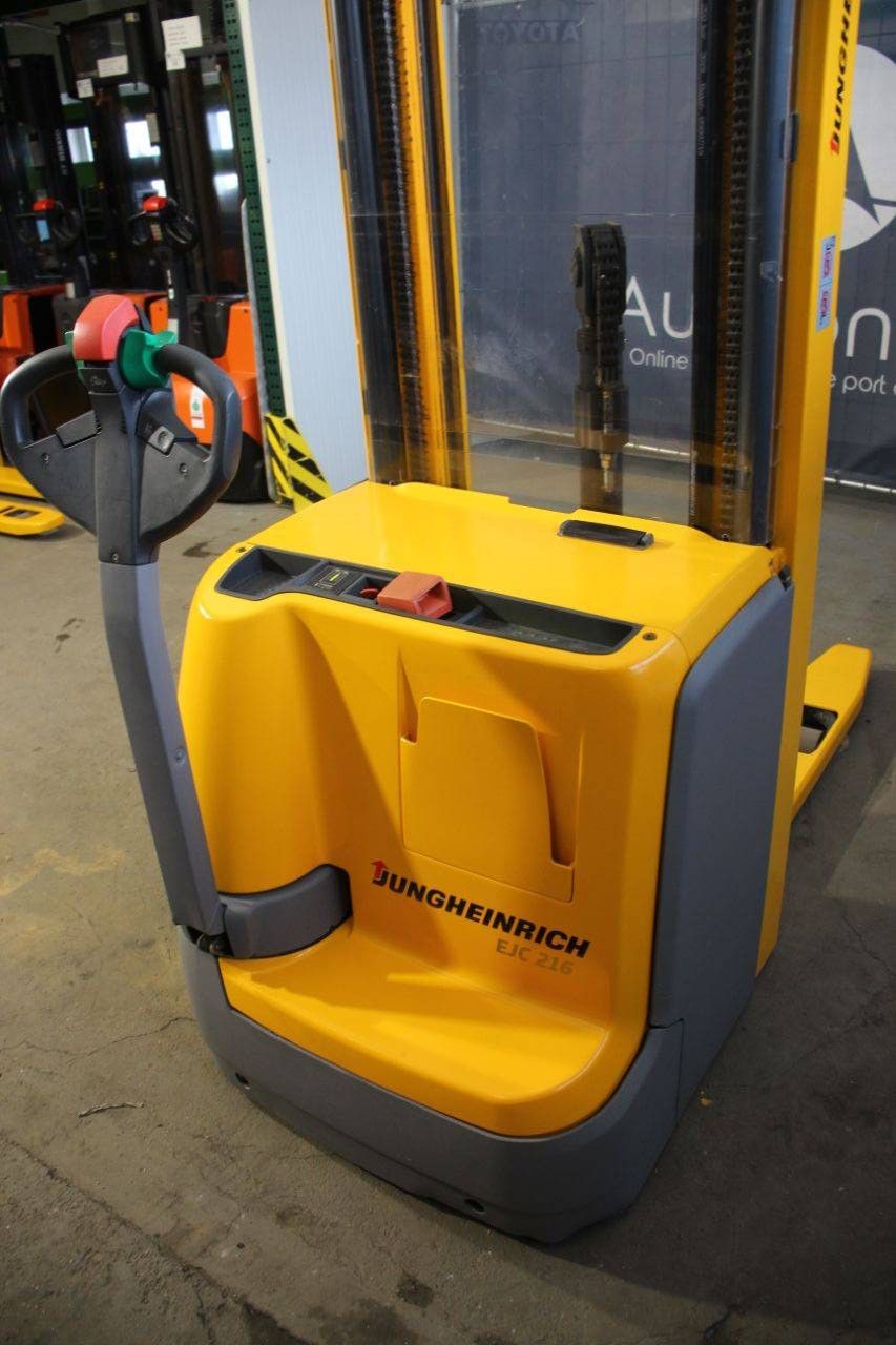 Stacker Jungheinrich EJC 216 Electric 1600kg 5.25m 2015