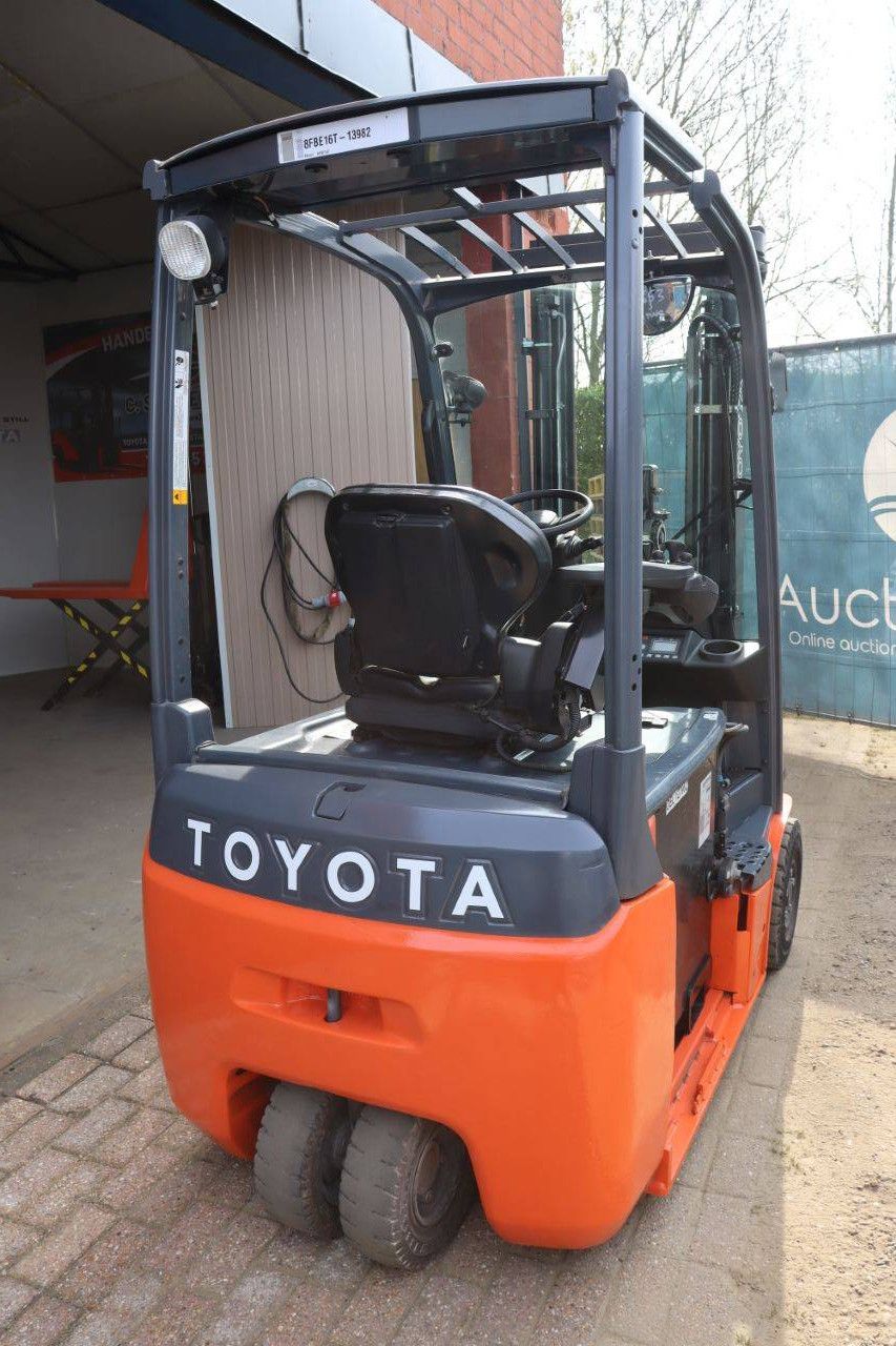 Toyota 8FBE16T Elektrogabelstapler 1550 kg