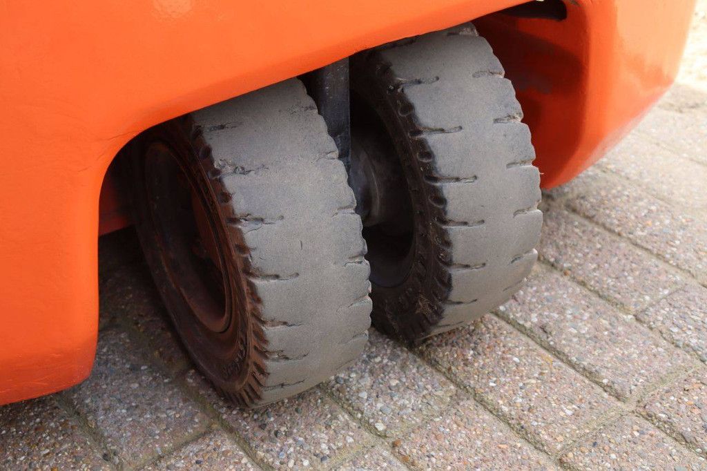 Toyota 8FBE16T Elektrogabelstapler 1550 kg