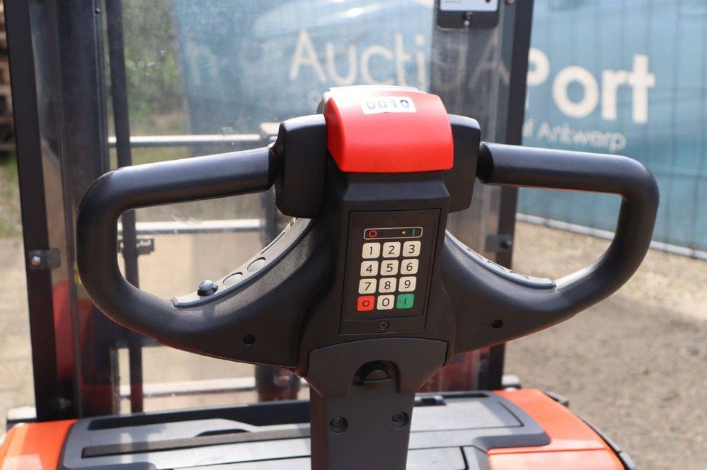 Stapler BT SWE 140L Elektro 1400kg 2,65m 2015