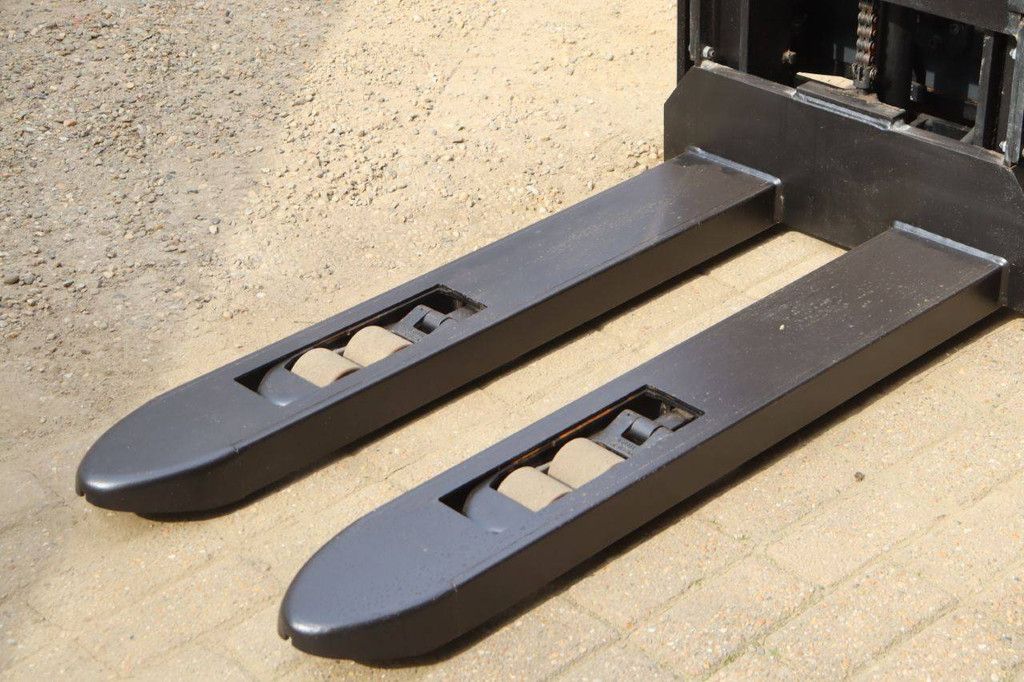 Stapler BT SWE140L Elektro 1400 kg 2,65 m 2015