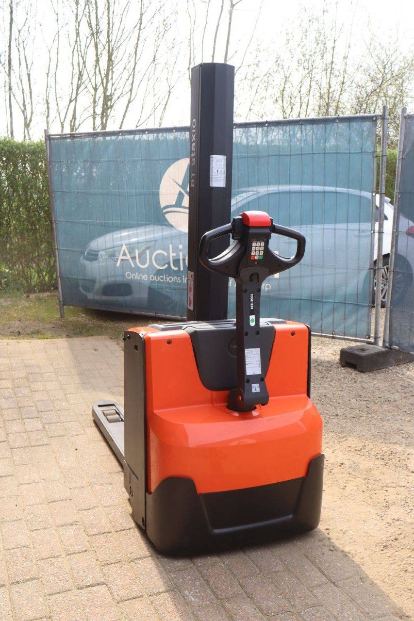 Stacker BT SWE080L Electric 800kg 1.58m 2019