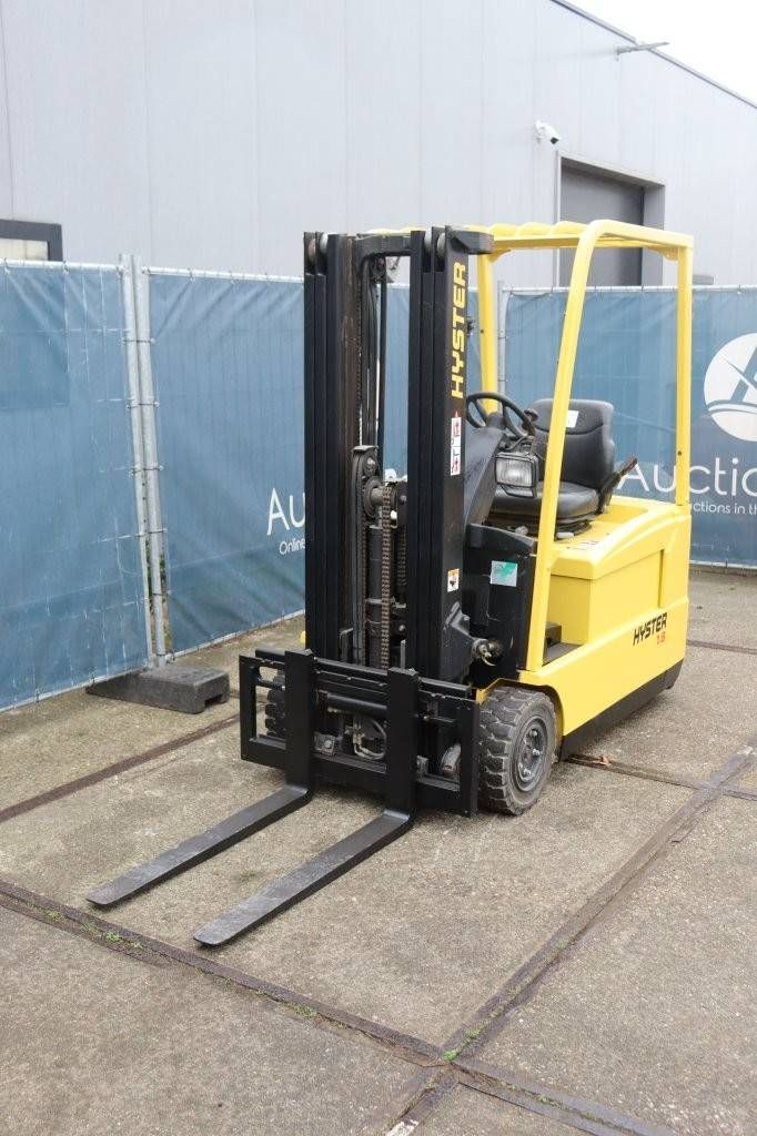 Gabelstapler Hyster J1.80XMT(750) Elektro 1780kg 4,5m 2004