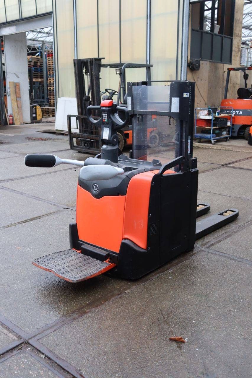 Stacker BT SPE200D Electric 1000kg 2016