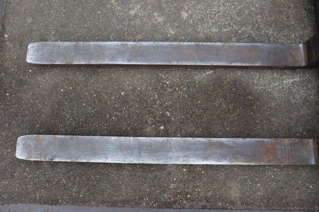 Komatsu FB20M-2E Electric Forklift 2000kg 1998