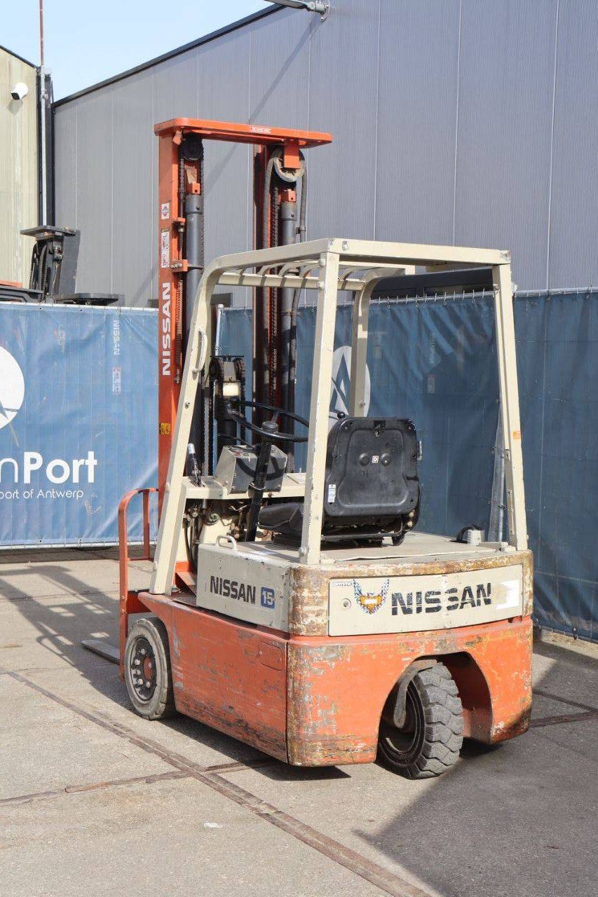 Nissan MA01L15U Elektrogabelstapler 1500 kg 6 m