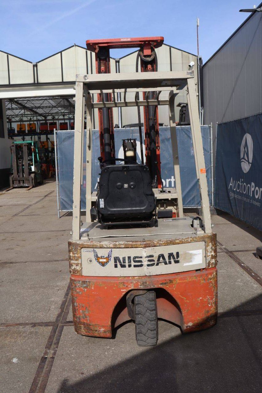 Nissan MA01L15U Elektrogabelstapler 1500 kg 6 m