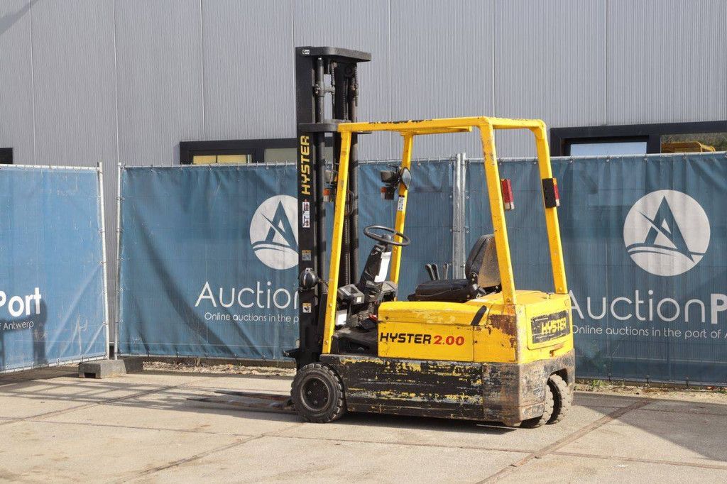 Hyster J2.00XMT Elektrogabelstapler, 1870 kg, 4,33 m, Baujahr 2001