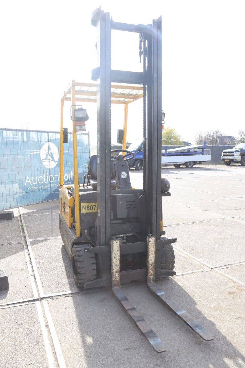 Hyster J2.00XMT Elektrogabelstapler, 1870 kg, 4,33 m, Baujahr 2001