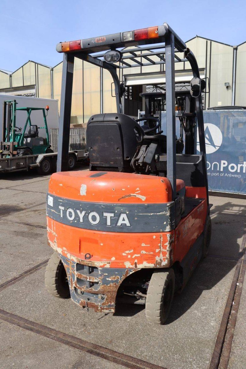 Toyota 7FBMF18 Elektrogabelstapler, 1800 kg, 4,3 m, Baujahr 2009