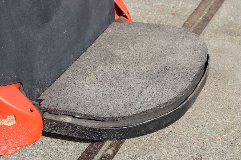 Linde L12L Elektrostapler 2000 kg 2,01 m 2007