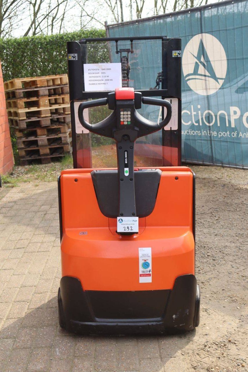 Toyota SWE 2000 Elektrostapler 2000 kg 2,1 m 2021