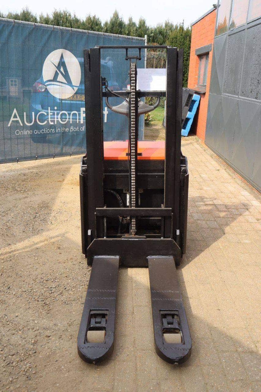 Toyota SWE 2000 Elektrostapler 2000 kg 2,1 m 2021