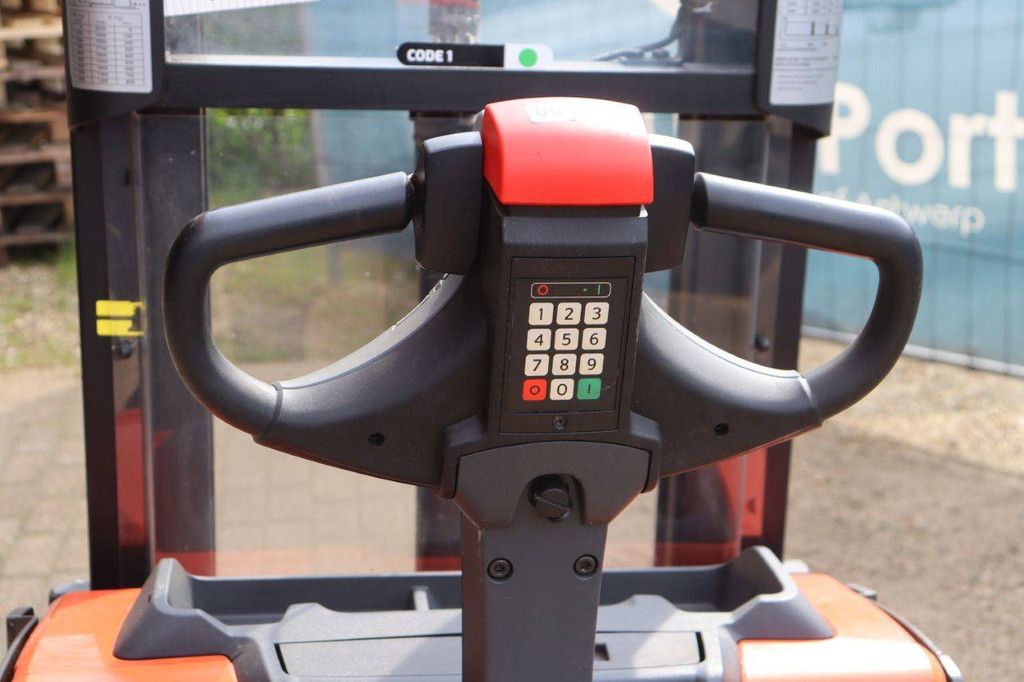 Toyota SWE200D Elektrostapler 1200 kg 2,1 m 2023