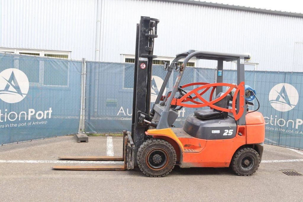 Gabelstapler Toyota 42-7FGF25 LPG 2500kg 4,7m 1999