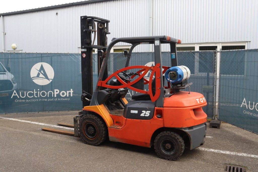 Gabelstapler Toyota 42-7FGF25 LPG 2500kg 4,7m 1999