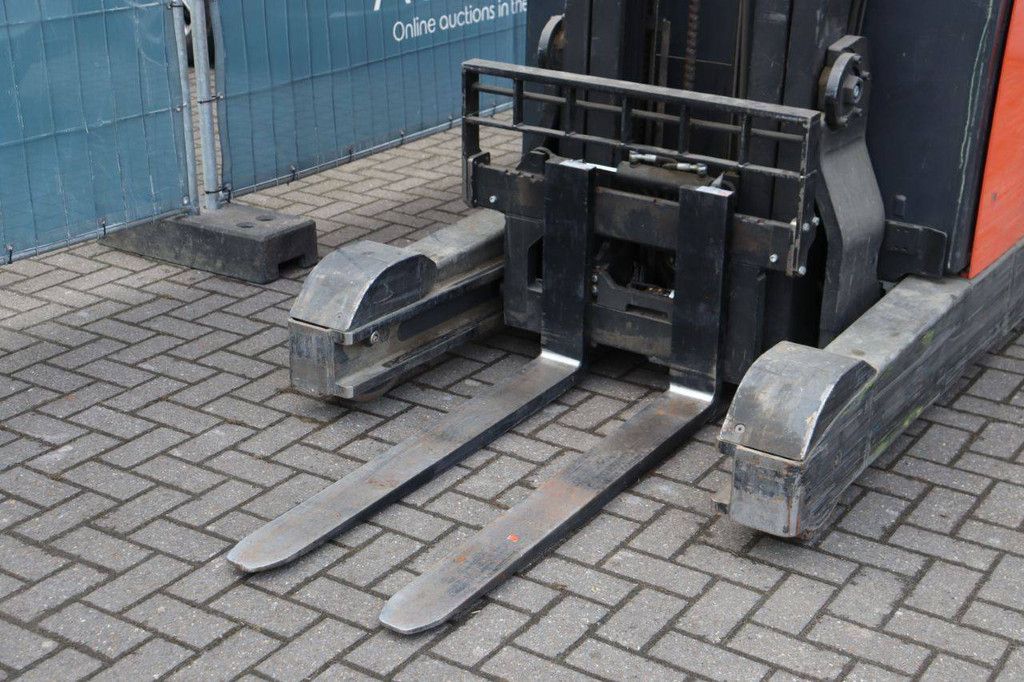 BT Reflex Electric Reach Truck 6.0m