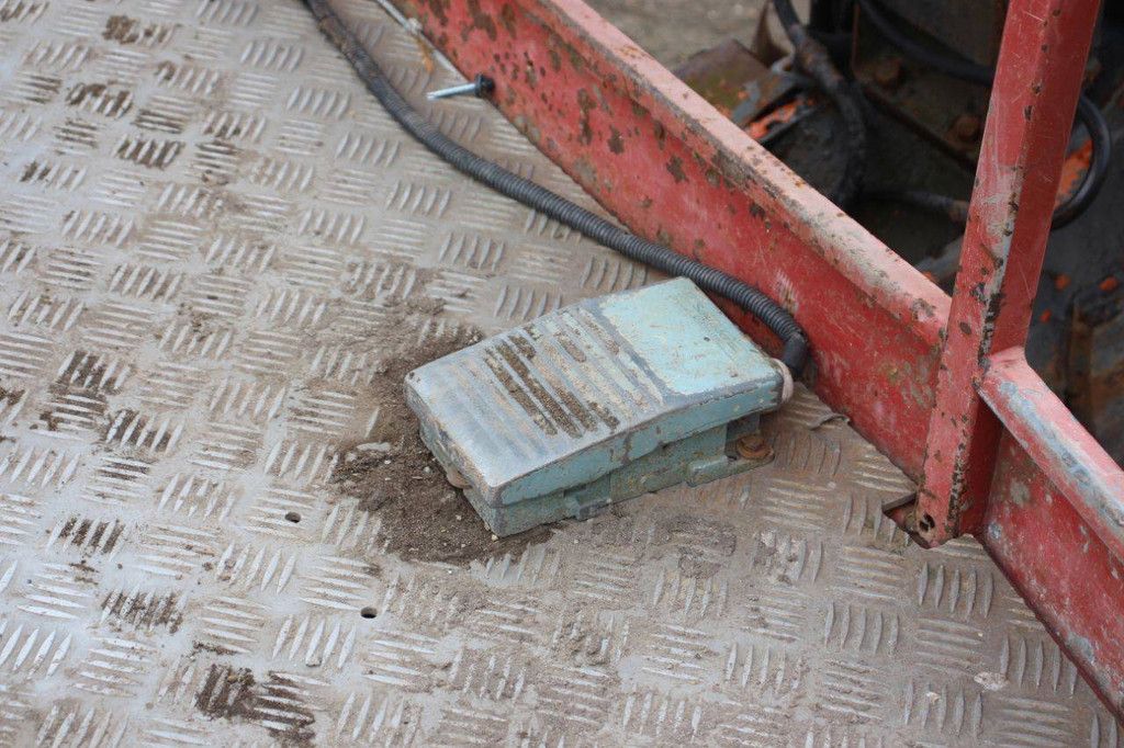 Hitachi HX99B Diesel Telescopic Boom Lift 11.7m