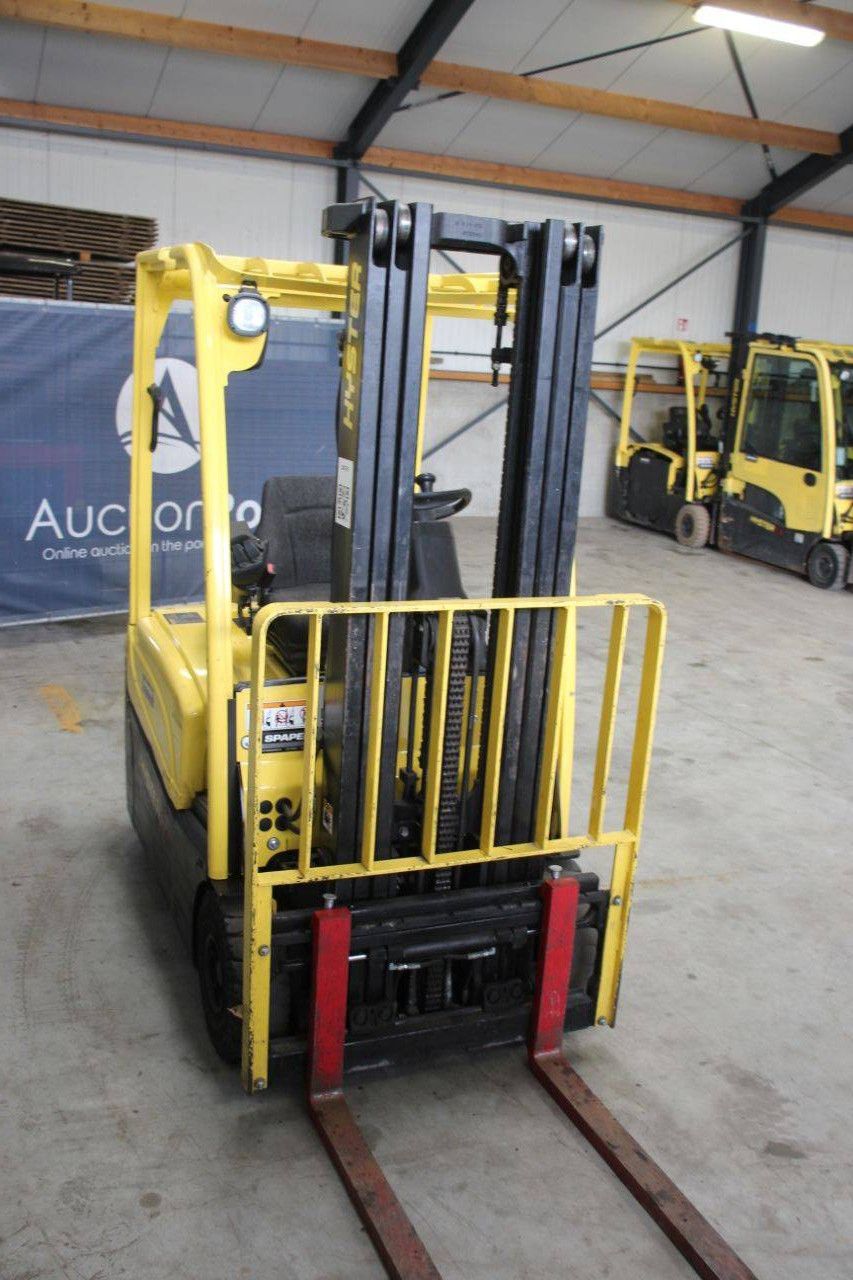 Gabelstapler Hyster J1.6XNT Elektro 1500 kg 4,9 m 2013