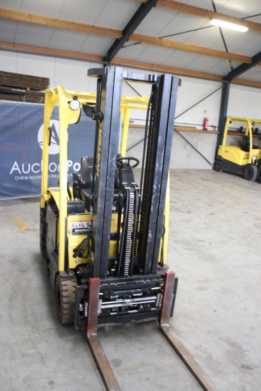 Gabelstapler Hyster J1.6XNT Elektro 1480kg 4,9m 2019